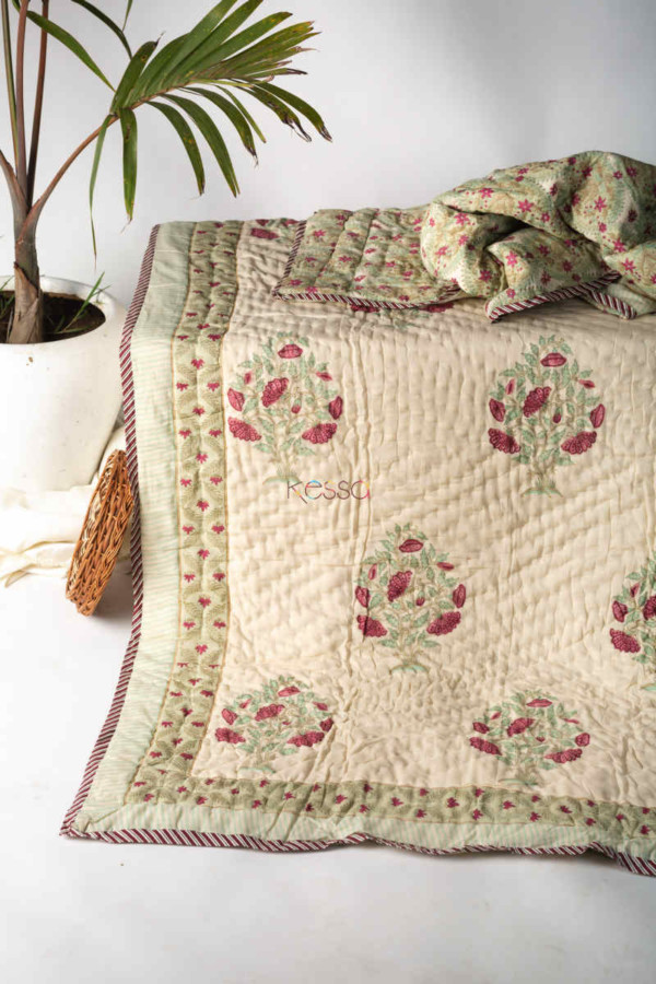 Image for Kessa Kaq132 Pampas White Double Bed Quilt Featured