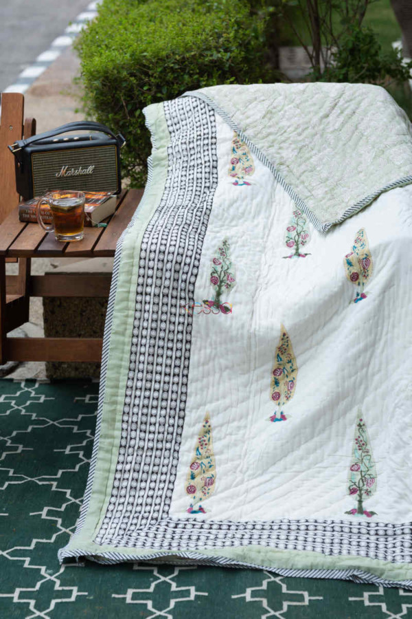 Image for Kessa Kaq134 Catskill White Double Bed Quilt Featured