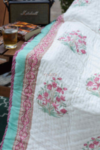 Image for Kessa Kaq135 Aqua Haze White Double Bed Quilt Closeup