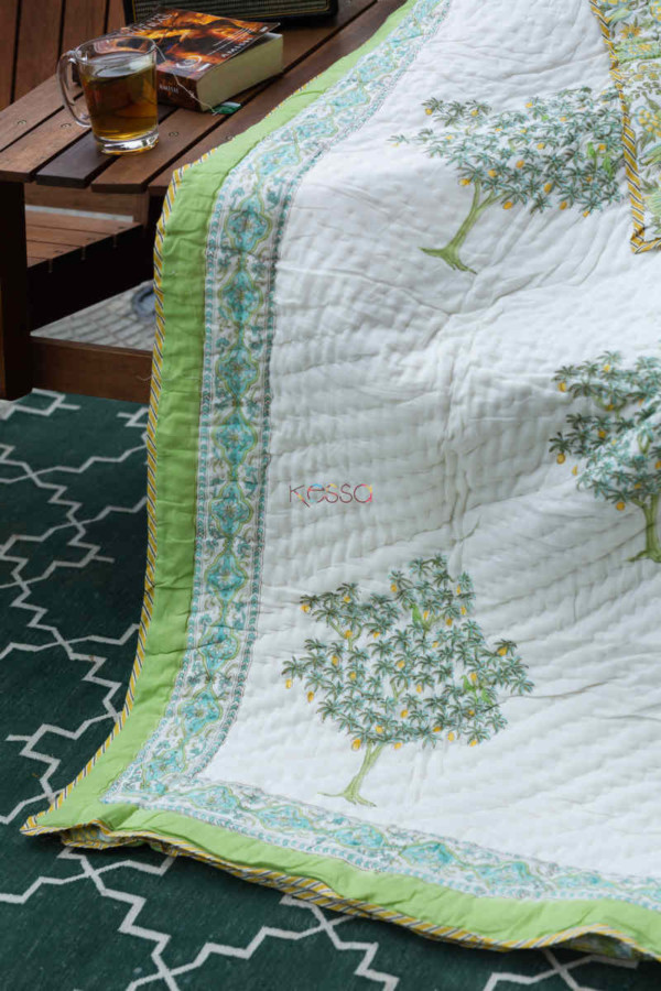 Image for Kessa Kaq137 Mystic White Double Bed Quilt Look 1