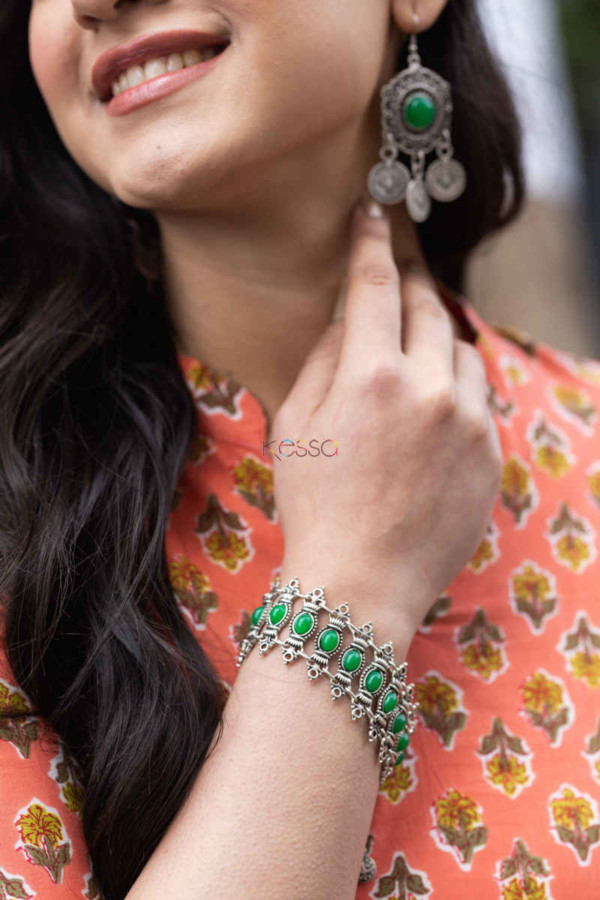 Image for Kessa Taf52 Aaravi Kurta With Buta Hand Block Print Bracelet