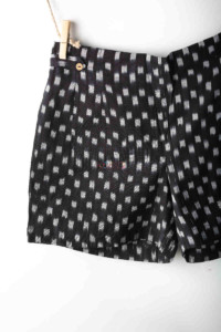 Image for Kessa Wss07 Black And White Printed Shorts Closeup
