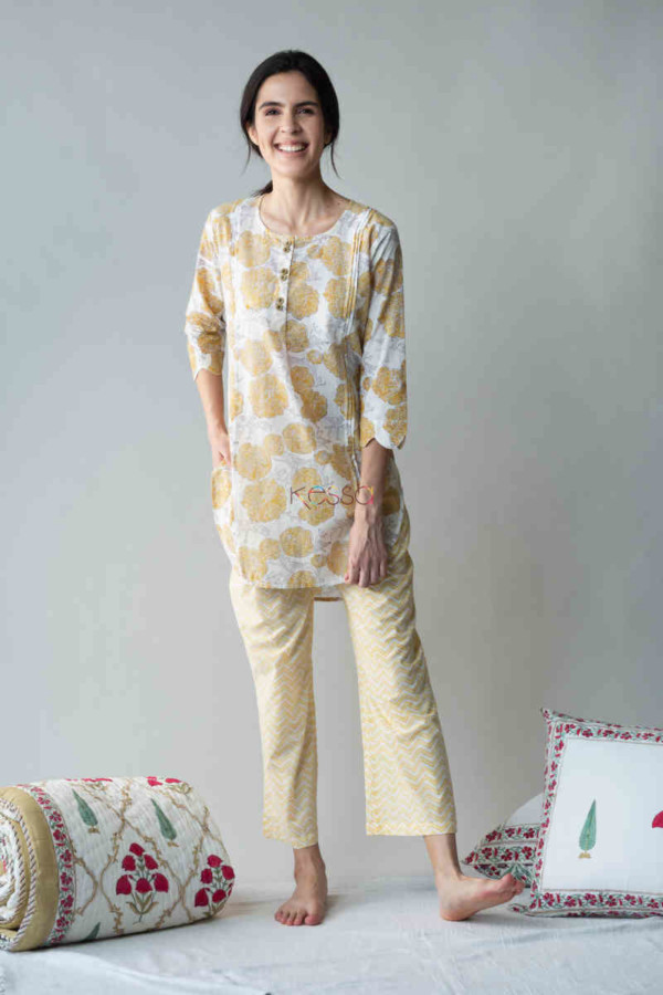 Image for Kessa De84 Jesika Kurta With Pant Set With Hand Block Print Front