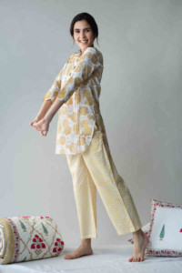 Image for Kessa De84 Jesika Kurta With Pant Set With Hand Block Print Side