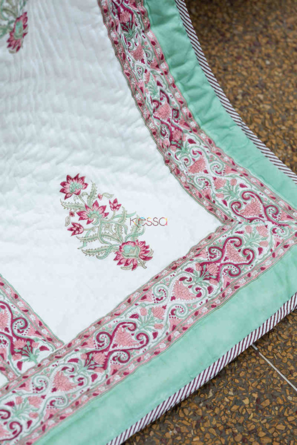 Image for Kessa Kaq154 Catskill White And Morning Glory Green Single Bed Quilt Closeup