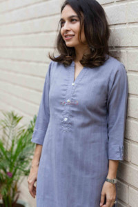 Image for Kessa Ws713 Nafees Kurta With Moti And Shell Button Details Neck