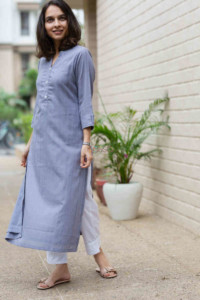 Image for Kessa Ws713 Nafees Kurta With Moti And Shell Button Details Side 2