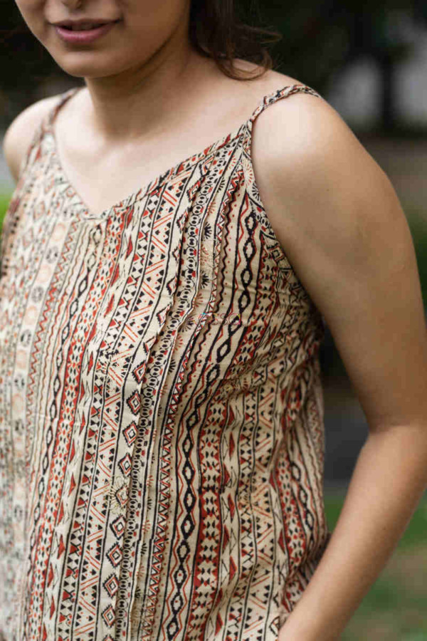 Image for Kessa Wsr215 Avanika Top And Shorts Set With Hand Block Print Closeup