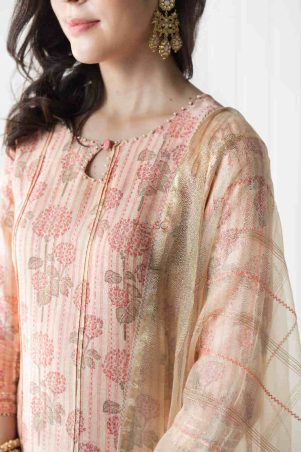 Image for Kessa Ws741 Vintage Peach Chanderi Kurta Pant Set With Tissue Dupatta Closeup