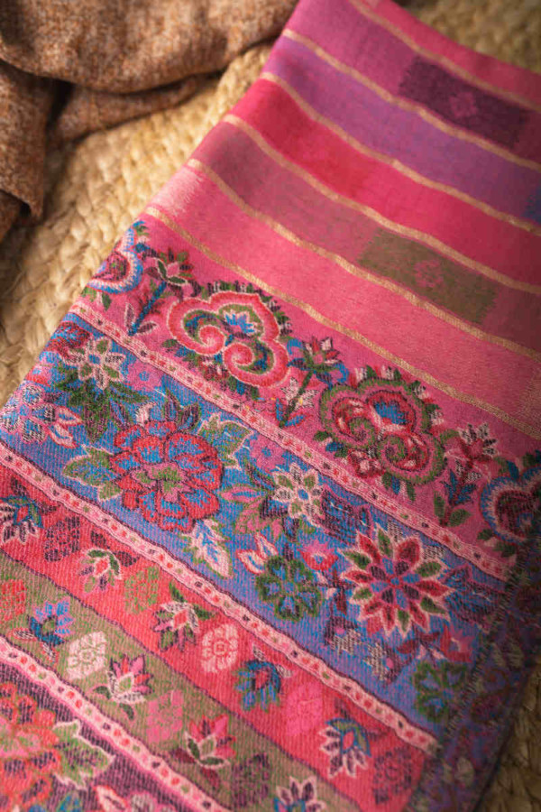 Image for Kessa Kusl69 Chestnut Rose Jammawar Work Woolen Shawl Closeup