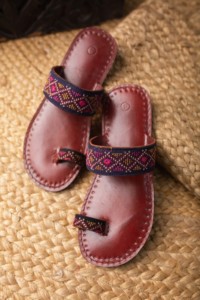 Image for Kessa Kuch14 Hand Embroidery Patch Kolhapuri Chappal Front