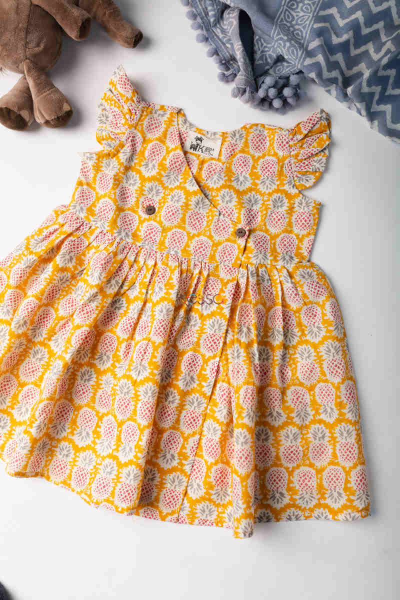 Frocks  Dresses Yellow Regular Cotton Frock Size Sxxl1422 Age  Group 1 Year To 4 Year