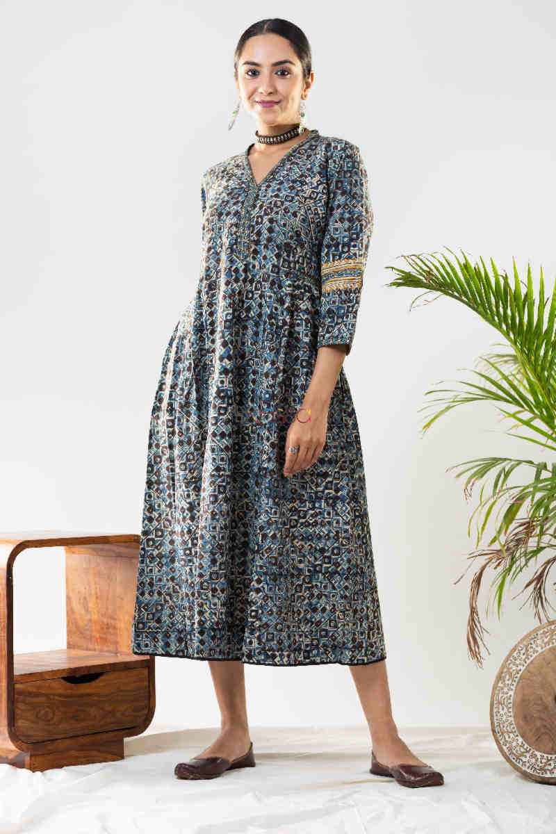 Buy Captivating WS841 Amba Kalamkari A-line Dress Online | Kessa