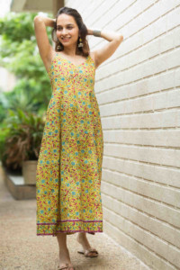 Buy Awe-inspiring WSR315 Anika Handblock Dress Online | Kessa