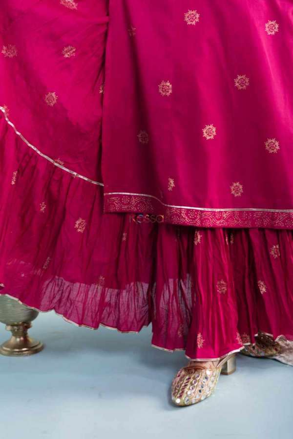 Image for Kessa Avdaf197 Gouri Cotton Angrakha Kurta With Crushed Skirt Closeup 2