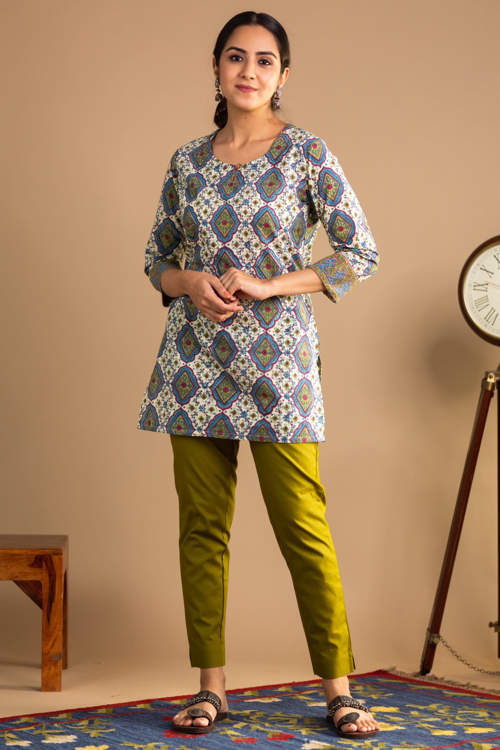 Buy LABEL PEHNAVA COTTON STRAIGHT BLOCK PRINT KURTI WITH PANT AND DUPATTA  Online at Best Prices in India - JioMart.