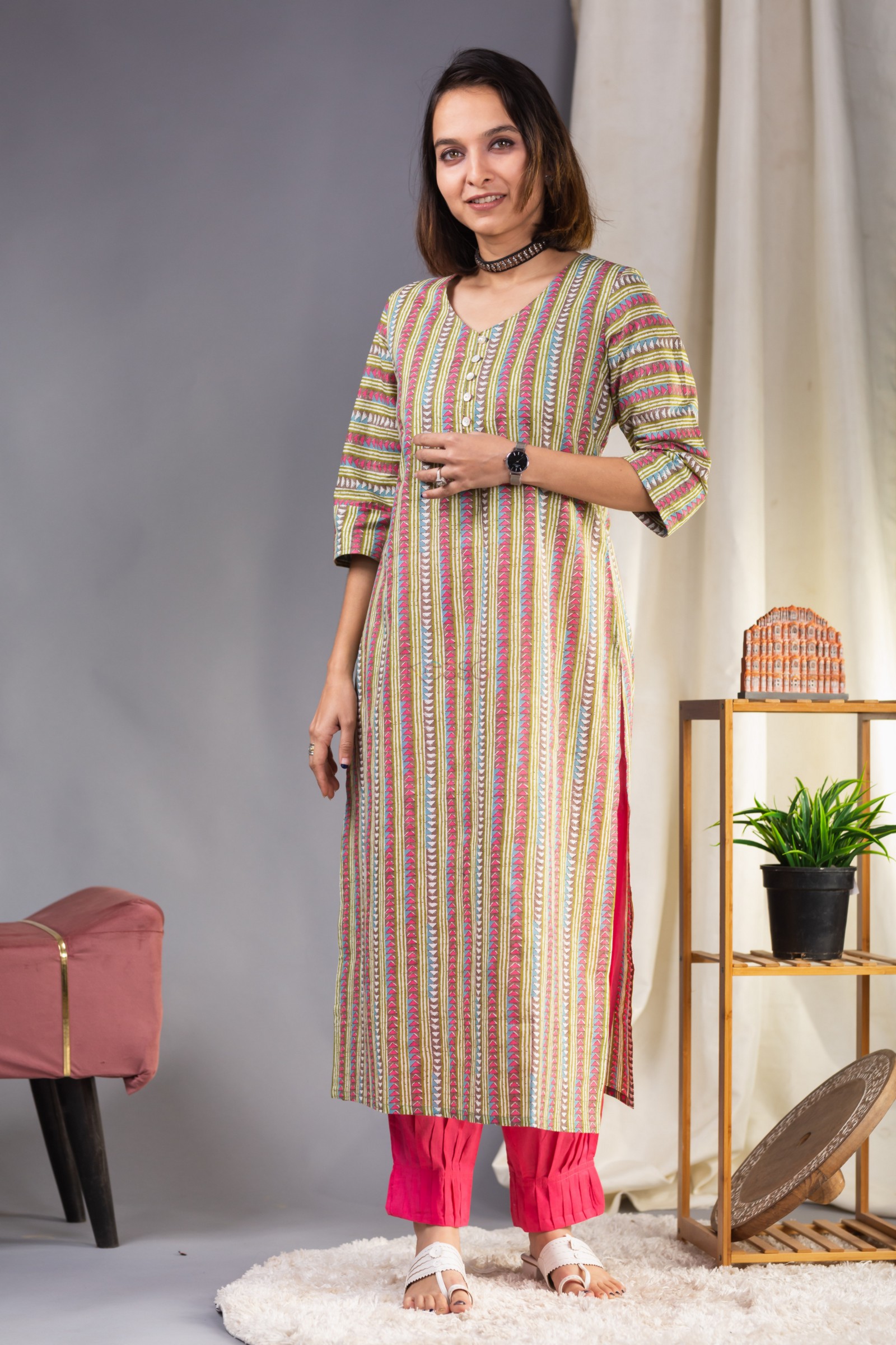 Discover more than 126 vertical line kurti latest
