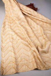 Image for Kessa Kula19 Rupali Tussar Fabric Set Closeup 2