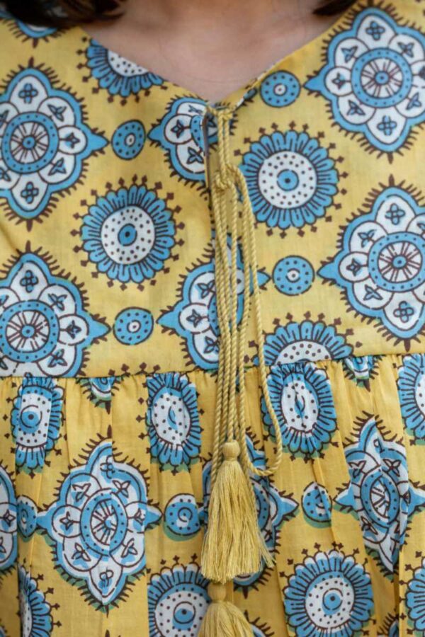 Image for Kessa Avdaf220 Dharithri Handblock Cotton Short Top Closeup