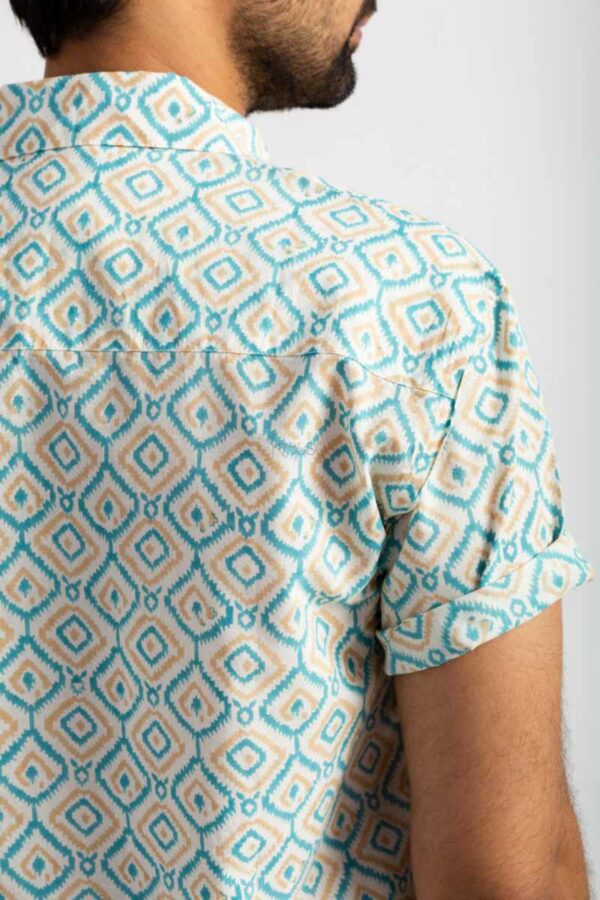 Image for Kessa Awk66 Sarvin Handblock Men Half Sleeves Shirt Closeup 2