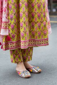 Image for Kessa Wsr398 Gauri Handblock Cotton Complete Suit Set Closeup 2 New