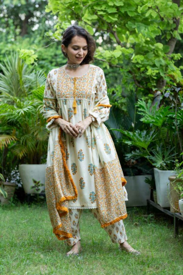Image for Kessa Avdaf260 Vinaya Cotton Handblock Complete Suit Set Featured New