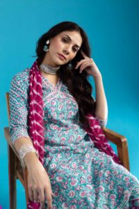 Image for Kessa Wsr408 Aarunya Cotton Handblock Complete Suit Set Sitting