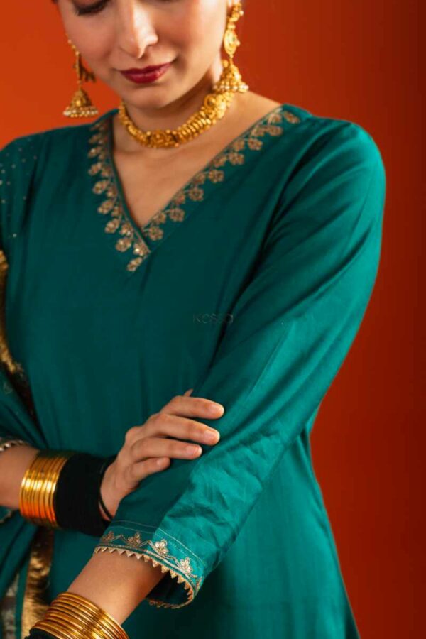 Image for Kessa Vcr245 Saryu Chanderi Complete Suit Set Closeup 2