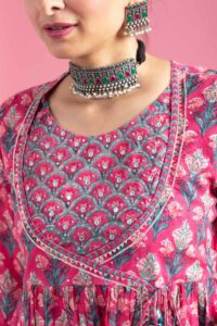 Image for Kessa Wsr415 Chitradevi Cotton Kurta With Dhoti Set Closeup
