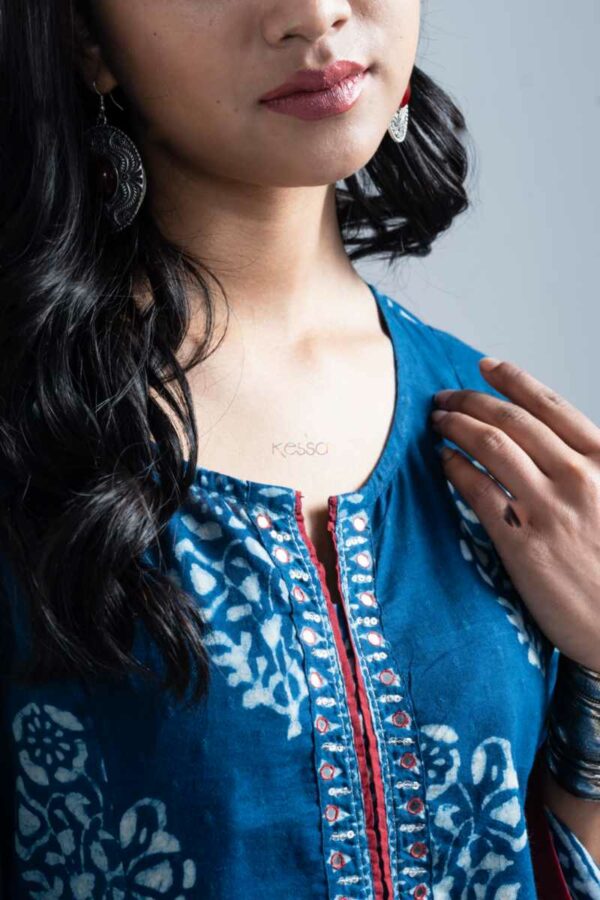 Image for Kessa Vcr250 Jayanti Cotton Handblock Kurta Dupatta Set Closeup