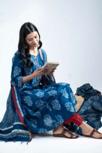 Image for Kessa Vcr250 Jayanti Cotton Handblock Kurta Dupatta Set Sitting
