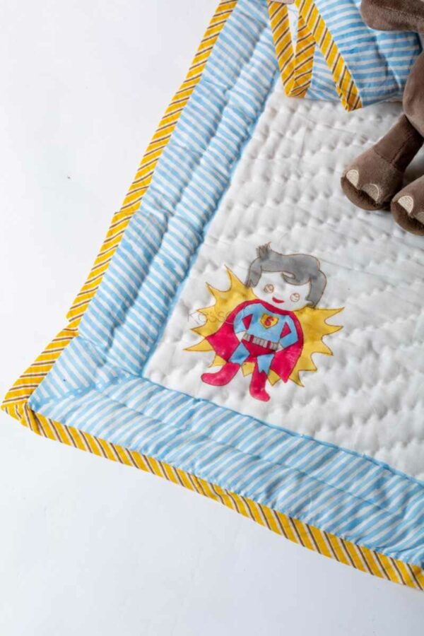 Image for Kessa Kaq296 Kiara Blockprint Mulmul Baby Quilt Side